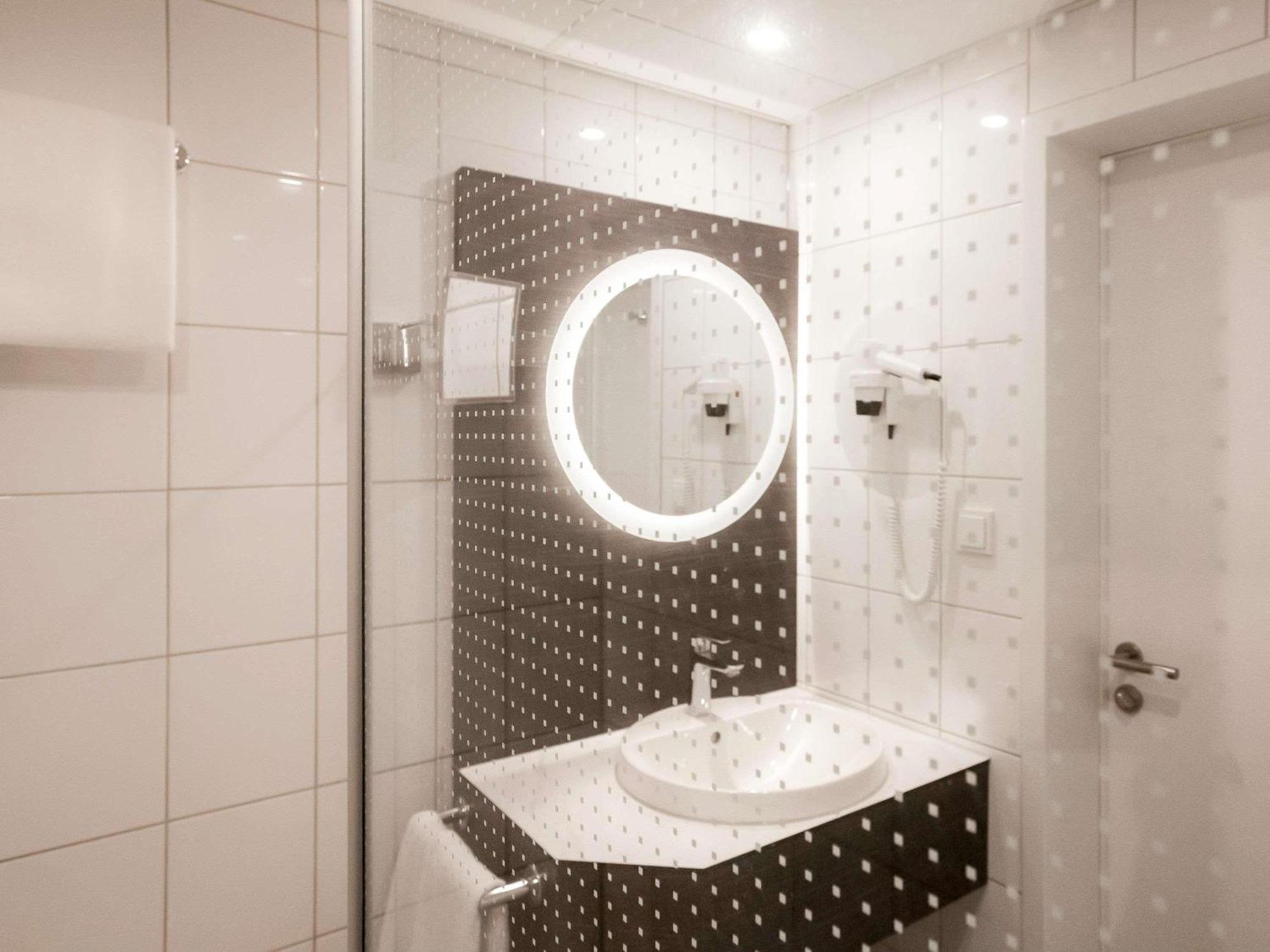 Ibis Styles Scheveningen Hotel 3*